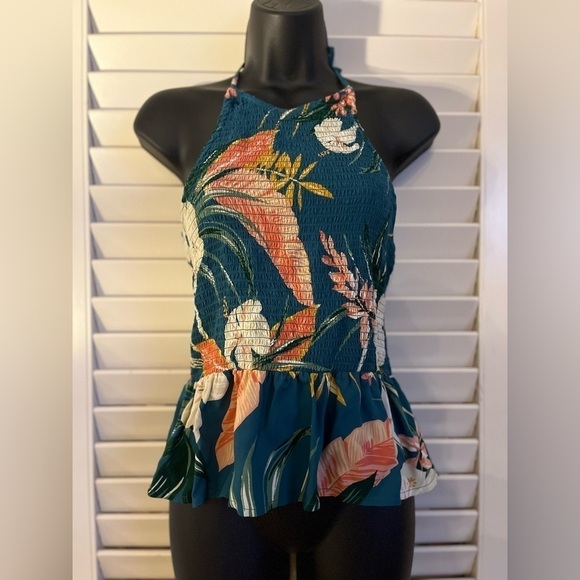 EUC Patrons of Peace Tropical Print Halter Top size Medium - Picture 3 of 9